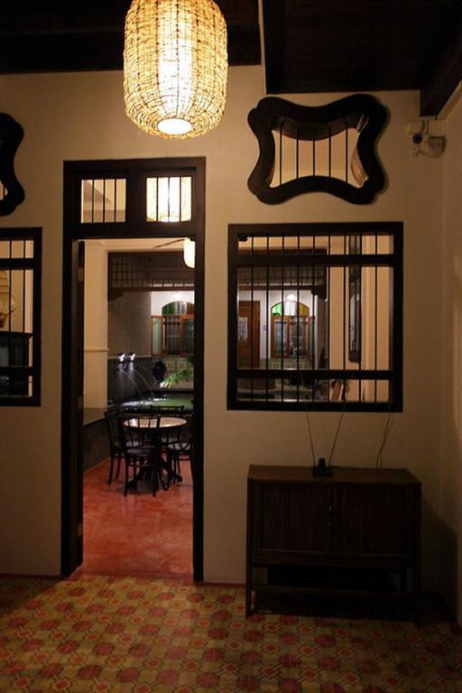 Phuket 99 Oldtown Boutique Guesthouse Sha Extra Plus מראה חיצוני תמונה
