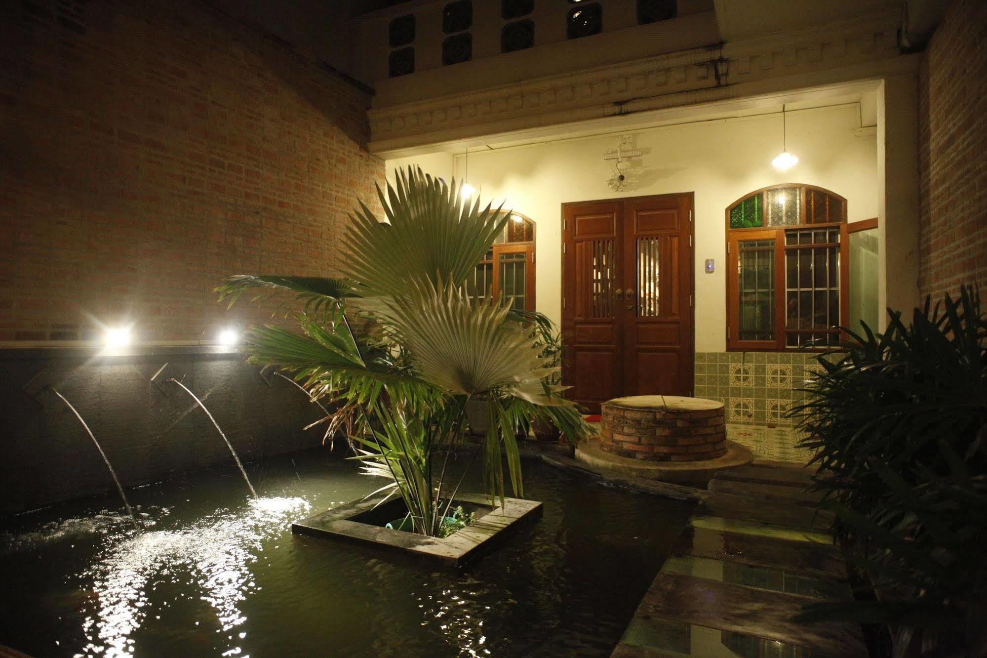 Phuket 99 Oldtown Boutique Guesthouse Sha Extra Plus מראה חיצוני תמונה