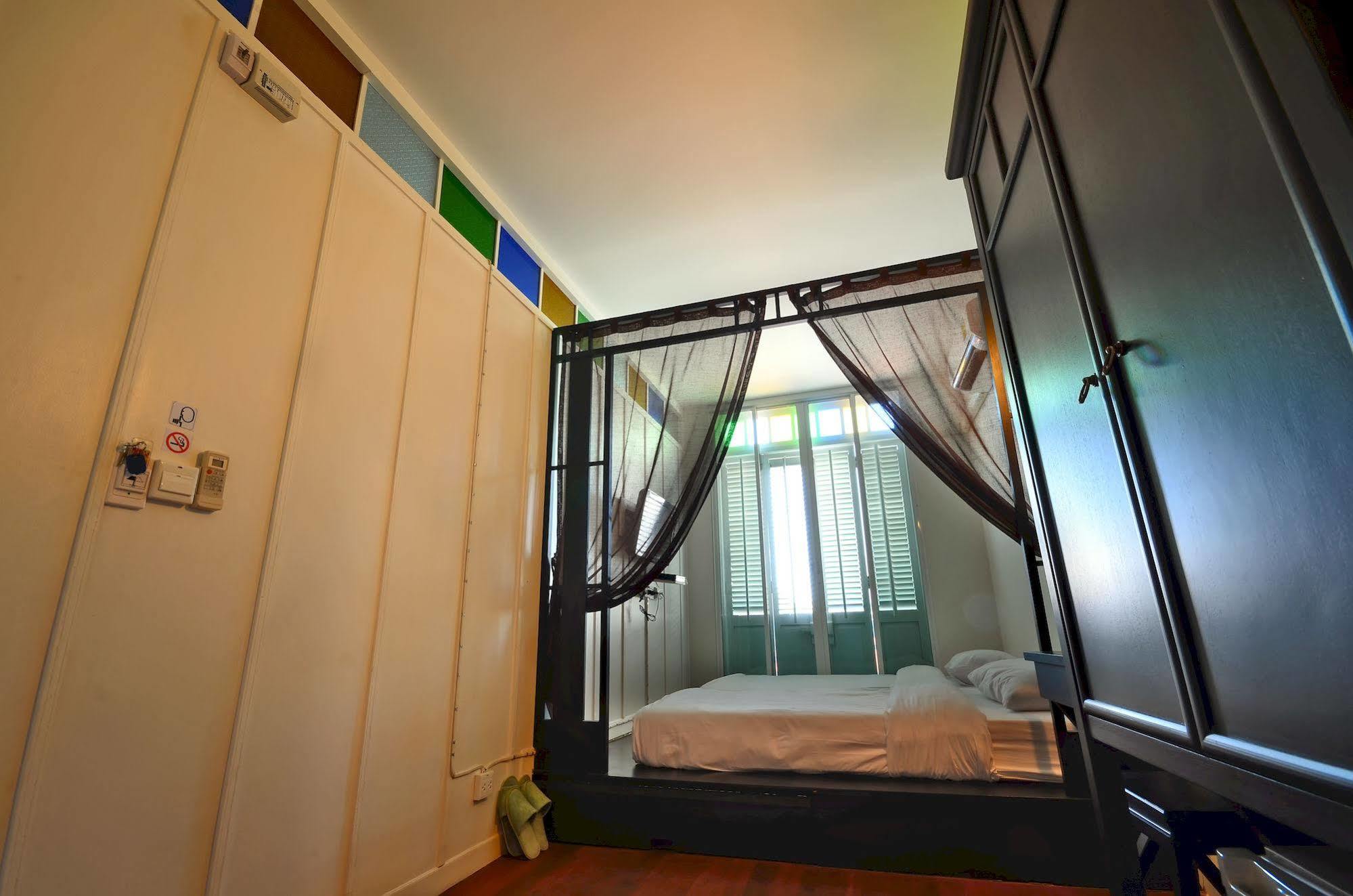 Phuket 99 Oldtown Boutique Guesthouse Sha Extra Plus מראה חיצוני תמונה