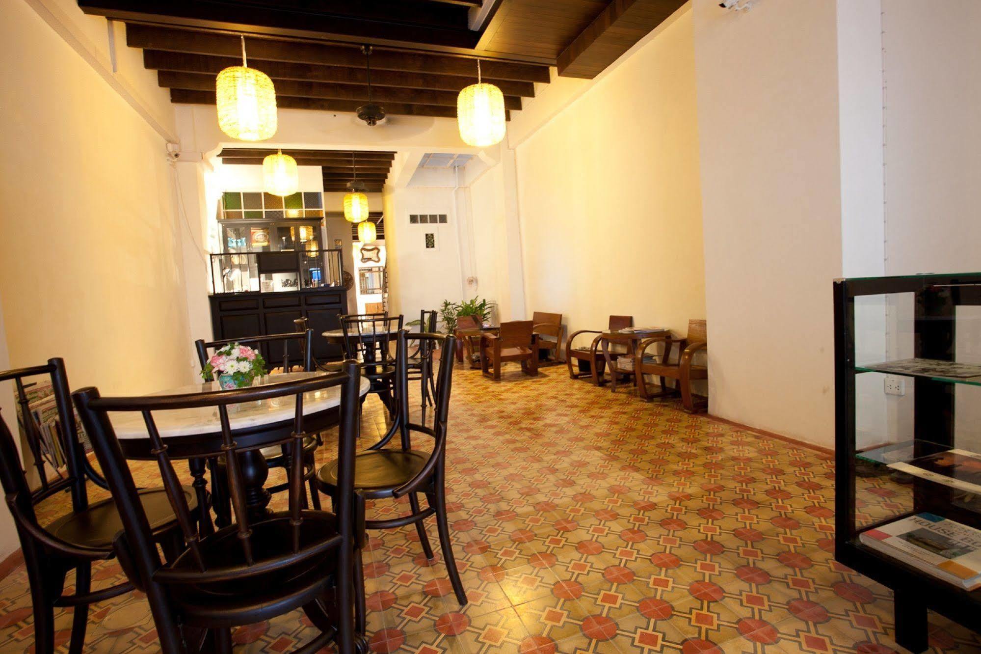 Phuket 99 Oldtown Boutique Guesthouse Sha Extra Plus מראה חיצוני תמונה