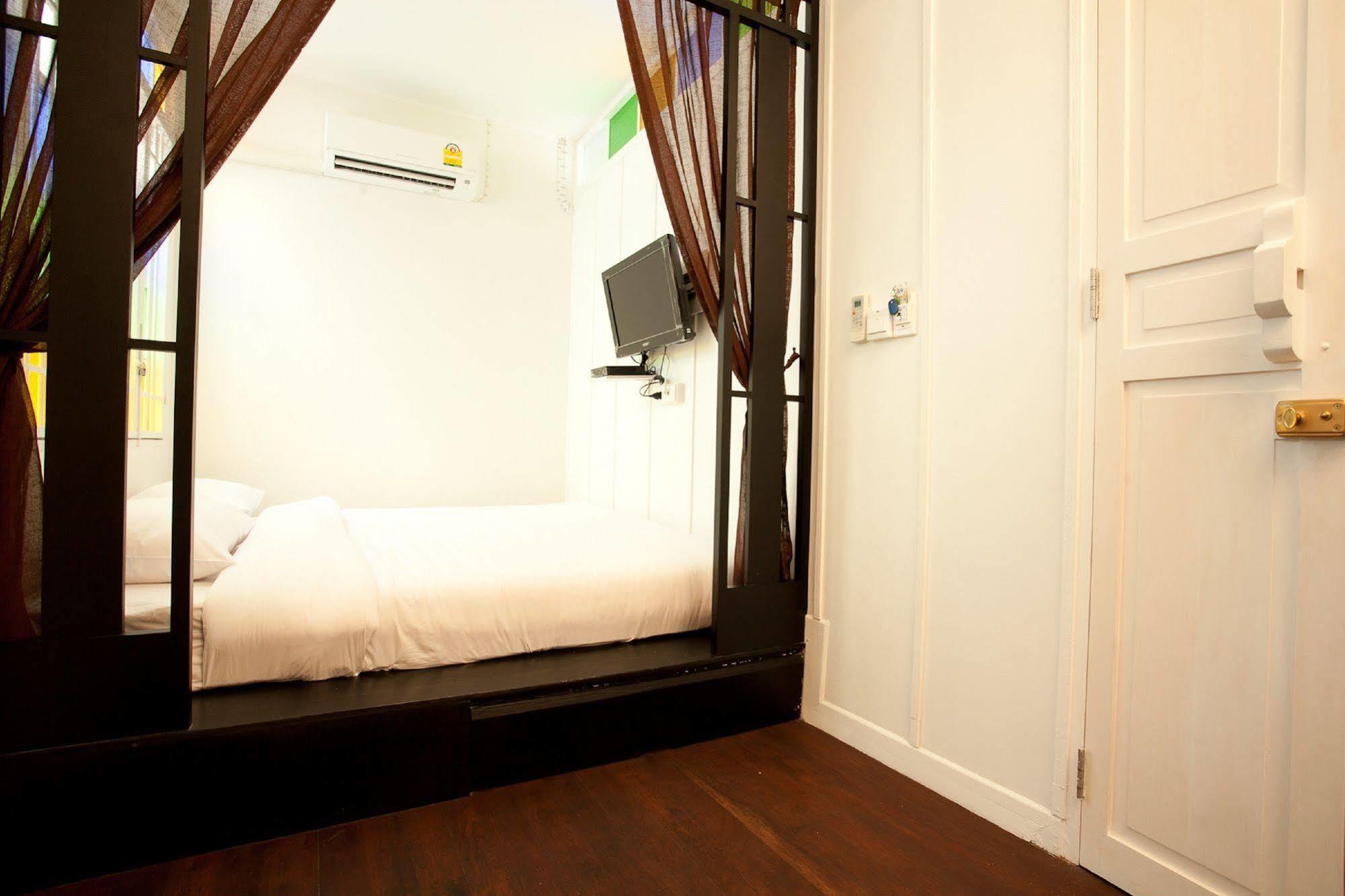 Phuket 99 Oldtown Boutique Guesthouse Sha Extra Plus מראה חיצוני תמונה